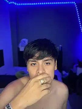 Kailertwink online show from February 26, 2026, 4:23 am