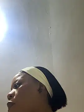 THICKBUNNYCHICKxxx online show from March 10, 2026, 8:24 pm