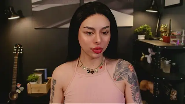 LUNACOCKSLAYER online show from October 21, 2025, 1:10 pm