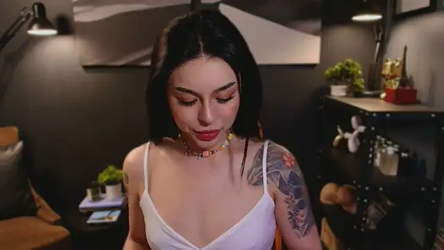 LUNACOCKSLAYER online show from October 11, 2025, 7:48 pm