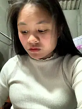 NhuFox online show from January 12, 2026, 1:29 pm