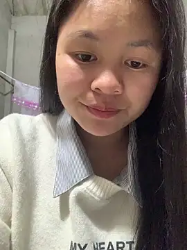 NhuFox online show from December 23, 2025, 1:16 am