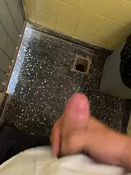 CaneLo0789 online show from November 23, 2025, 7:24 pm