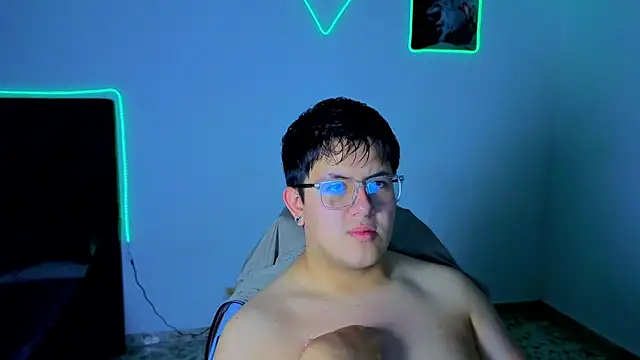 Ryan Doretti online show from November 22, 2025, 12:04 pm