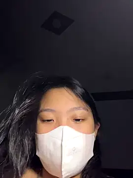 Snapshot of Thuylinh05 chatting on October 12, 2025, 5:36 pm Thuylinh05 online show from October 12, 2025, 5:36 pm