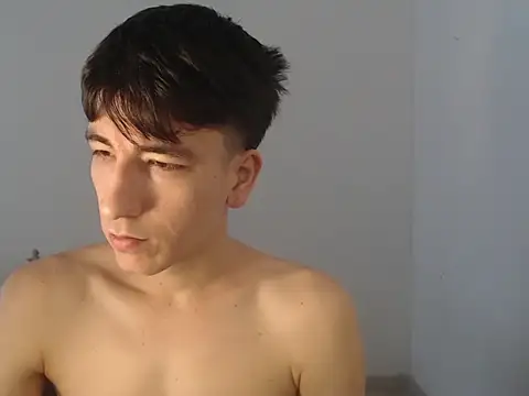 younewmaster online show from October 15, 2025, 5:21 pm