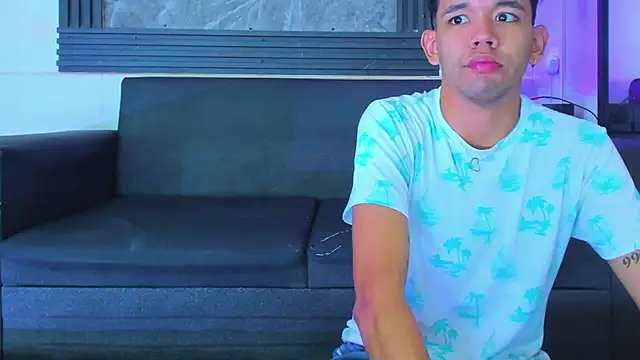 Snapshot of jeremytonner chatting on November 3, 2025, 3:56 am jeremytonner online show from November 3, 2025, 3:56 am