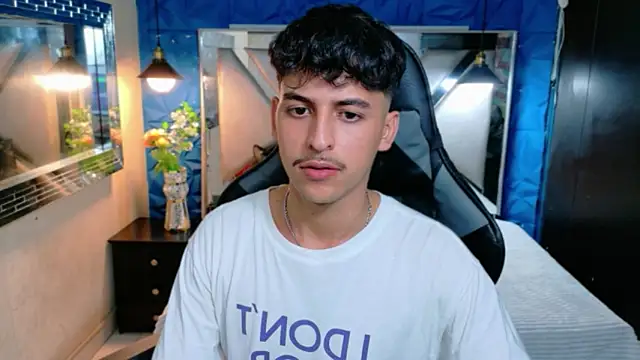 Snapshot of Alan_Del_Reyx chatting on February 22, 2026, 2:36 am Alan Del Reyx online show from February 22, 2026, 2:36 am