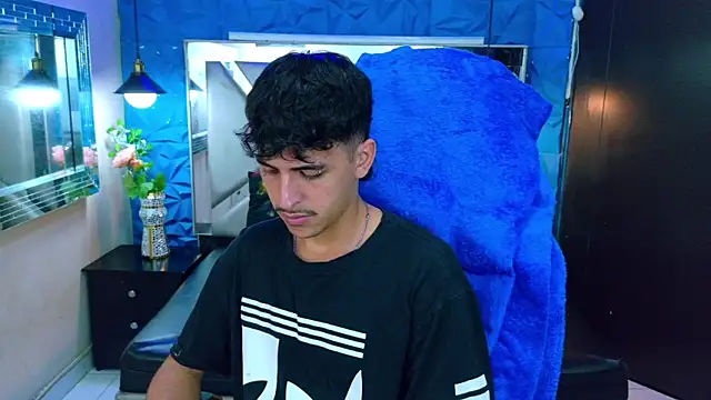 Snapshot of Alan_Del_Reyx chatting on January 17, 2026, 3:32 am Alan Del Reyx online show from January 17, 2026, 3:32 am