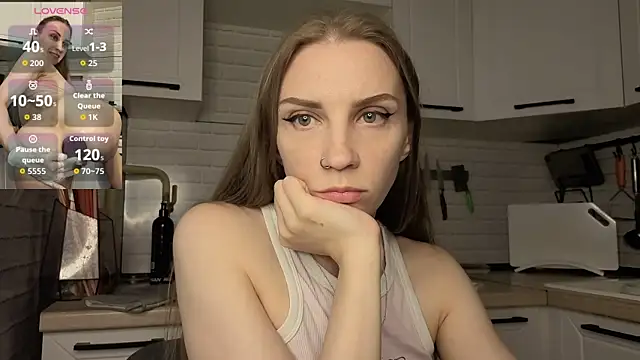 Snapshot of Edena_ chatting on June 13, 2026, 2:26 pm Edena online show from June 13, 2026, 2:26 pm