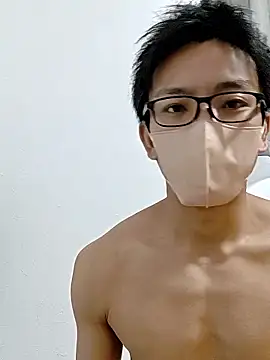 mitsuki0915 online show from January 13, 2026, 12:58 am