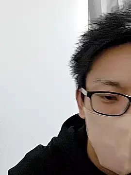 mitsuki0915 online show from February 9, 2026, 2:42 am