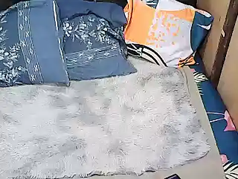 xxhottinybabe online show from September 21, 2025, 3:06 pm