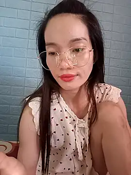 Snapshot of Lyly999 chatting on September 20, 2025, 12:48 am Lyly999 online show from September 20, 2025, 12:48 am