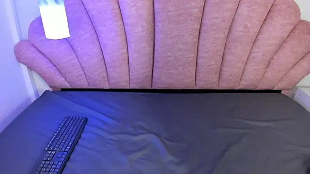 amila hagda online show from October 5, 2025, 4:58 am