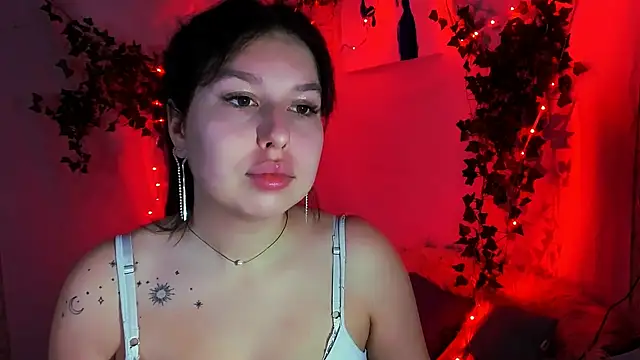 ChloeRicc online show from February 8, 2026, 4:37 pm