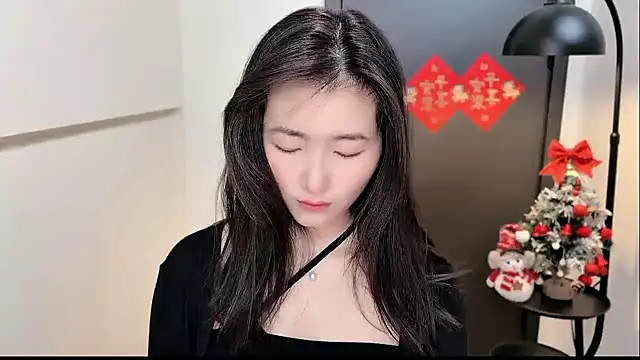 Rosalind xixi online show from January 9, 2026, 3:35 am