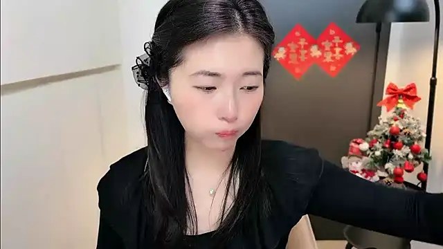 Rosalind xixi online show from February 7, 2026, 2:19 am