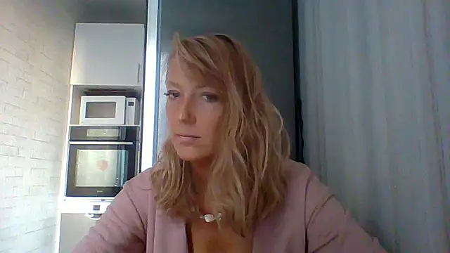 Vexxaa online show from September 20, 2025, 3:55 am