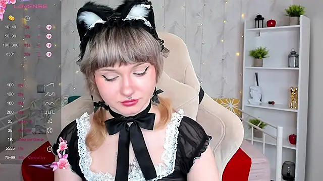 Tori Cutie online show from March 11, 2026, 12:04 am