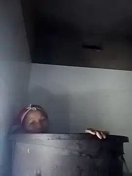 TinTin321 online show from October 5, 2025, 12:40 pm