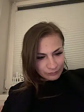 Snapshot of IsabellaEtha chatting on October 25, 2025, 11:05 pm IsabellaEtha online show from October 25, 2025, 11:05 pm