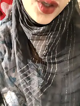 Snapshot of Indian-Aleena chatting on May 18, 2026, 6:51 am Indian-Aleena online show from May 18, 2026, 6:51 am