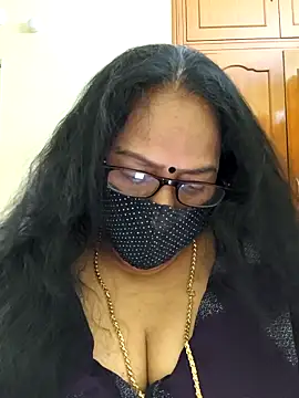 heera-rani online show from October 4, 2025, 11:01 am