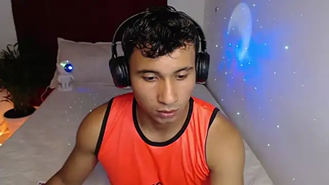 Snapshot of _Duvan_123 chatting on January 9, 2026, 2:18 am Duvan 123 online show from January 9, 2026, 2:18 am