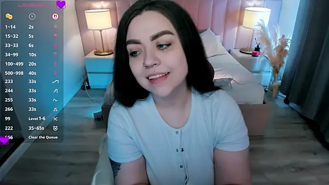 ashton heidii online show from June 1, 2026, 10:53 pm