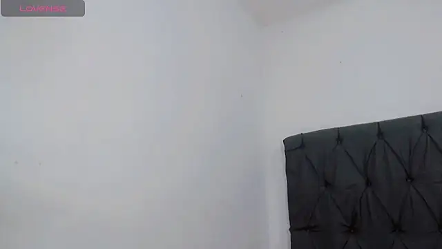 deborahotts online show from November 13, 2025, 4:38 am