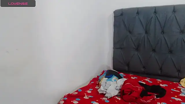 deborahotts online show from November 7, 2025, 7:18 pm