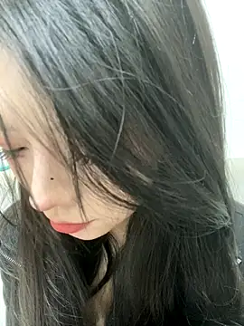 yuanyuanzi99 online show from October 22, 2025, 10:25 am