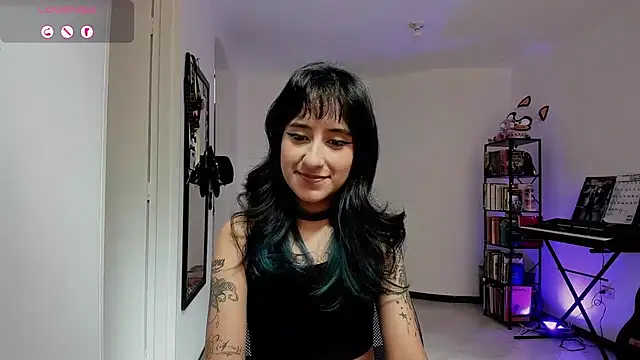 Snapshot of atenea_dragon__ chatting on June 23, 2026, 7:45 pm atenea dragon online show from June 23, 2026, 7:45 pm