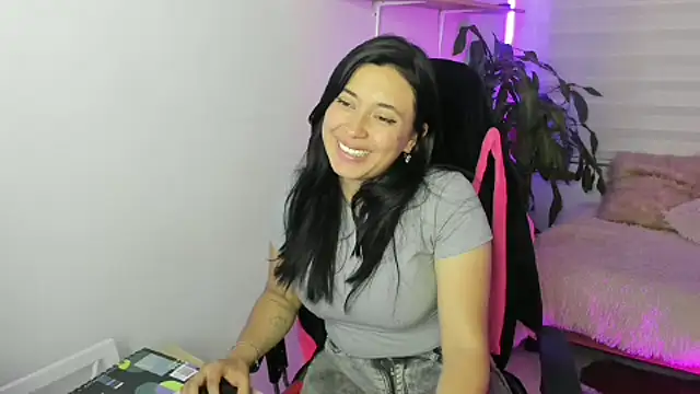 Snapshot of celeste_bonnet1 chatting on September 26, 2025, 11:55 pm celeste bonnet1 online show from September 26, 2025, 11:55 pm