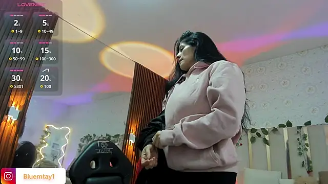 BLUE TAY1 online show from February 5, 2026, 12:12 pm