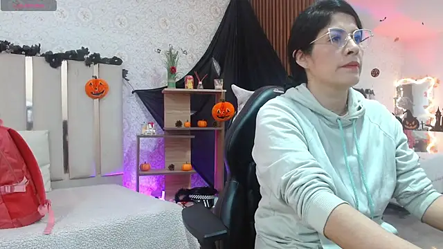 BLUE TAY1 online show from November 2, 2025, 12:10 pm