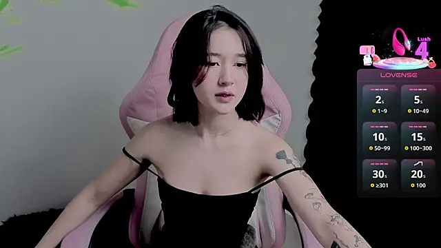 LilithCary online show from October 2, 2025, 9:07 pm