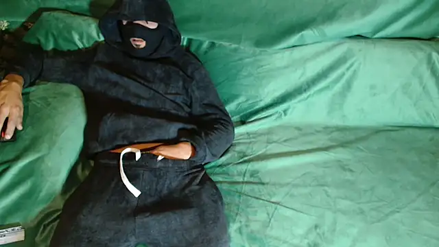 JUSTFORRICH online show from January 12, 2026, 2:46 pm