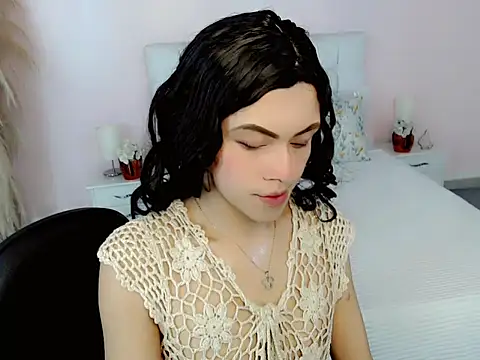 nathalialoes1 online show from October 5, 2025, 7:26 pm