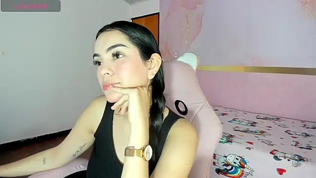 milk candy18 online show from October 17, 2025, 12:29 pm