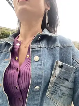 xtt1689999 online show from September 16, 2025, 1:28 am