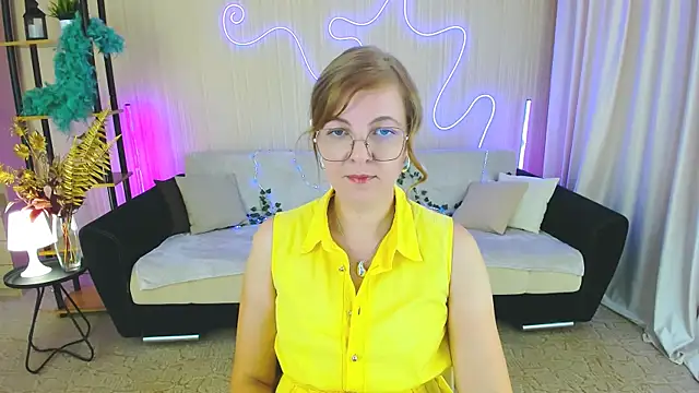 Snapshot of YourUniverser chatting on September 22, 2025, 9:15 am YourUniverser online show from September 22, 2025, 9:15 am