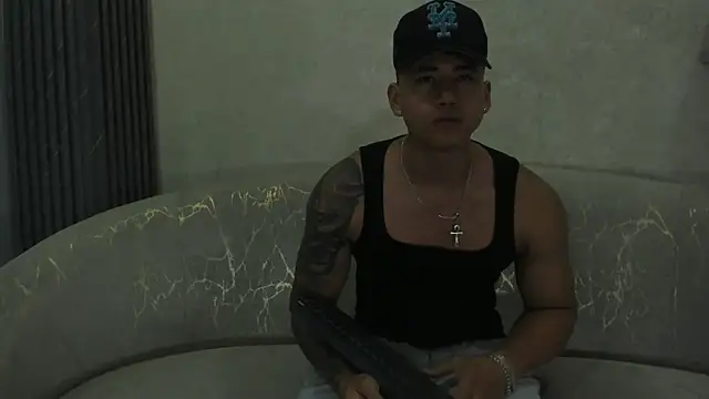 Snapshot of Draven_Marceaux chatting on June 24, 2026, 11:20 am Draven Marceaux online show from June 24, 2026, 11:20 am