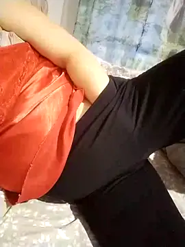 Snapshot of zerdaliii chatting on February 9, 2026, 3:32 pm zerdaliii online show from February 9, 2026, 3:32 pm