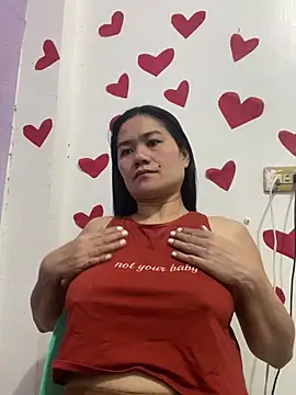 wildpussycat69 online show from February 16, 2026, 11:53 am