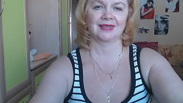 Snapshot of LilyHotlens chatting on October 1, 2025, 8:19 am LilyHotlens online show from October 1, 2025, 8:19 am