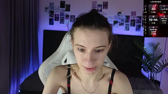 Snapshot of kaleriyaa_ chatting on February 20, 2026, 1:24 am kaleriyaa online show from February 20, 2026, 1:24 am