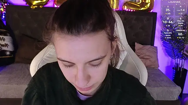 kaleriyaa  online show from December 19, 2025, 1:31 am