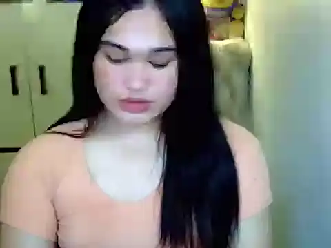 Annierose ts online show from April 22, 2026, 12:06 am